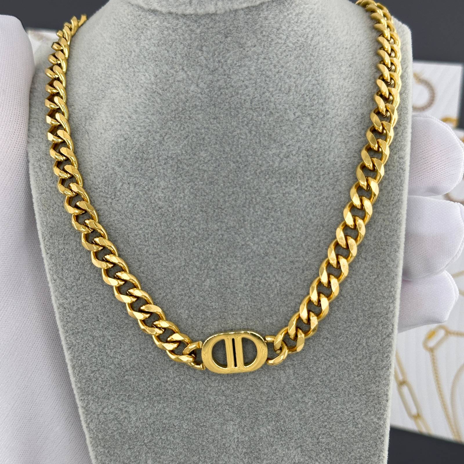 D & D Cuban Silver Chain Necklace - Image 2